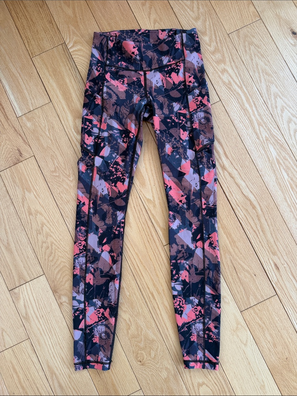 Lululemon Fast & Free 7/8 Tight II 25" - Picture 6 of 10